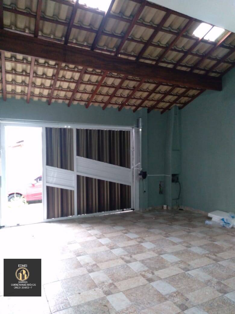 Casa à venda com 2 quartos, 173m² - Foto 1