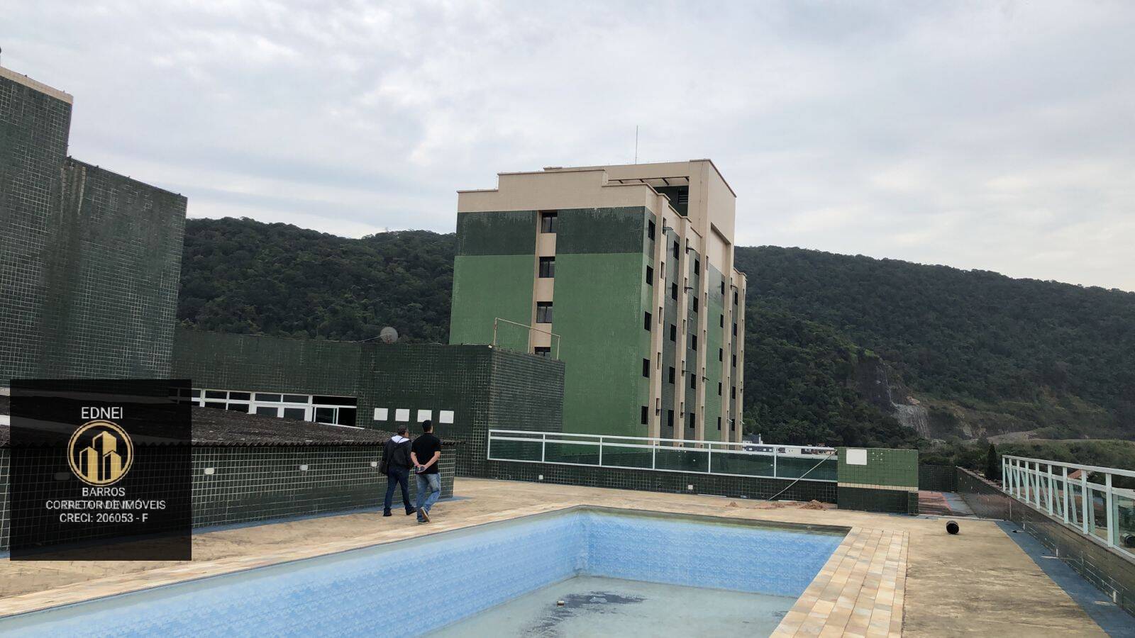 Prédio Inteiro à venda com 99 quartos, 5000m² - Foto 12