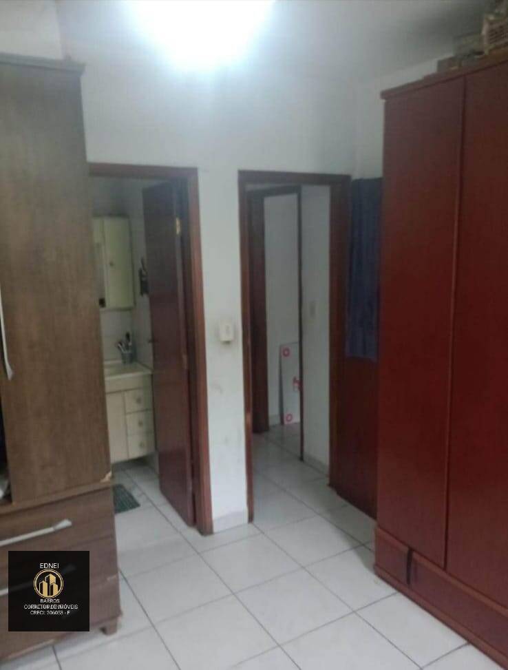 Apartamento para alugar com 2 quartos, 96m² - Foto 8