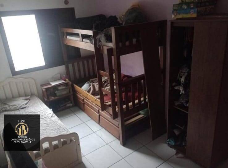 Apartamento para alugar com 2 quartos, 96m² - Foto 9