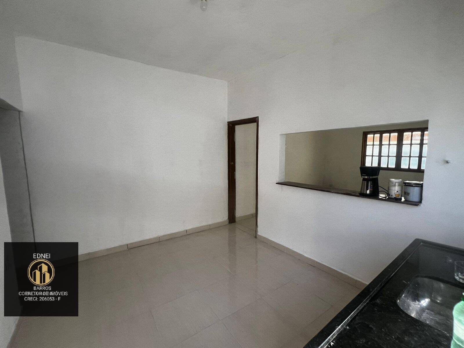 Casa à venda com 2 quartos, 200m² - Foto 12